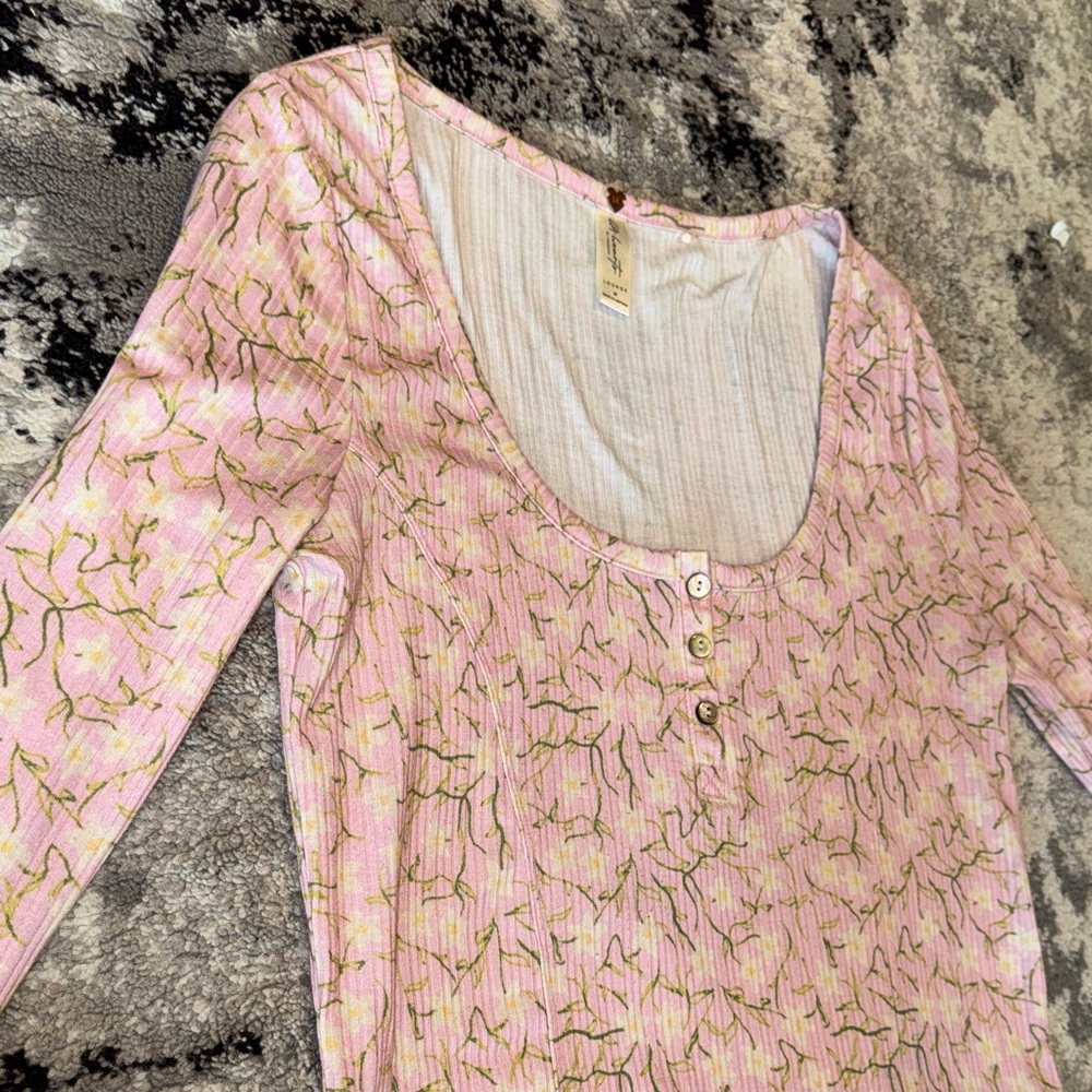 PacSun Pink and Black Patterned Long Sleeve Blouse